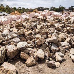 [314655] CASTLEMAINE FEATURE ROCKS SMALL